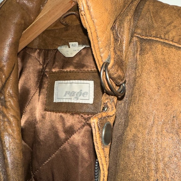 SOLD 💕Vintage Rage Distressed Leather Bomber Jacket - Picture 4 of 13